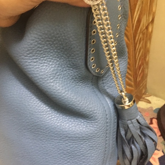 Authentic Large Michael Kors Brooklyn Shoulder Bag in Baby Blue - Picture 5 of 15